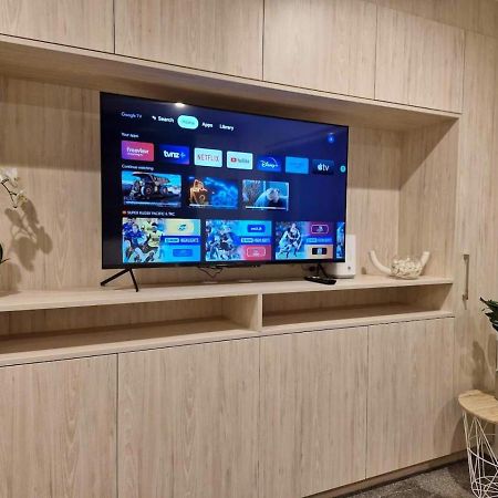Cosy Cbd Studio Apartment 6 Крайстчърч Екстериор снимка